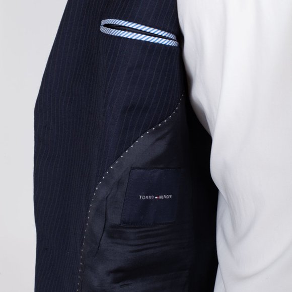 Tommy Hilfiger Pin Stripe Navy Blue Blazer double vent suit jacket 42R - Picture 3 of 12